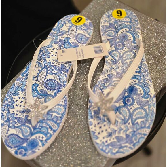 Calypso St. Barth Mariner Flip-Flop Sandals - Picture 6 of 6